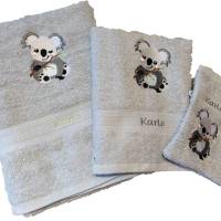 Handtuch und Duschtuch mit Waschhandschuh Bestickt personalisiert Koala Bild 5