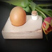 Industrial shabby Eierbrettchen mit Salzfass aus 30mm Bitkenholz Bild 1