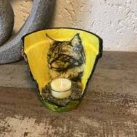 Windlicht-/Teelichthalter aus Ton - gelb - stolze Katze Bild 1