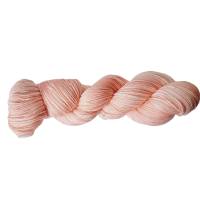 Handgefärbte Socken- und Tuchwolle mit Bambus, 4fädig, 100 g Strang, Farbe: "Peach Semisolid" Bild 1