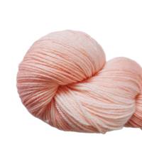Handgefärbte Socken- und Tuchwolle mit Bambus, 4fädig, 100 g Strang, Farbe: "Peach Semisolid" Bild 2