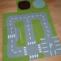 Häkelanleitung für einen Spielteppich/Straßenteppich aus 9 Puzzleteilen, pdf-Datei Bild 1