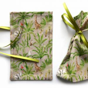 Geschenkverpackung aus Stoff beige mit Palmen und Tieren Stoffbeutel Geschenksäckchen Bild 6