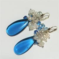 Ohrringe Quarz Tropfen blau mit Traube aus Mondstein und Perlen weiß cluster an 925er Silber Bild 4