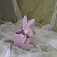 Hase flieder mit lila Samtschleife und Papierblumen Bild 1