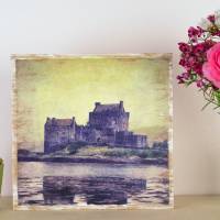 Schottland Castle, Isle of Skye, Upcycling Eichenholz, Foto auf Holz, 21 x 20 x 2,5 cm Bild 1
