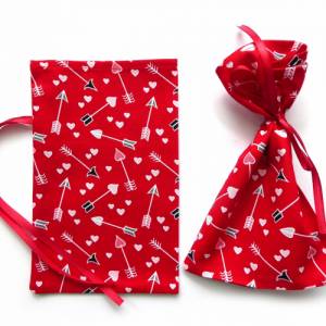 Geschenkverpackung aus Stoff rot Pfeil Herz Stoffbeutel Geschenksäckchen Bild 7