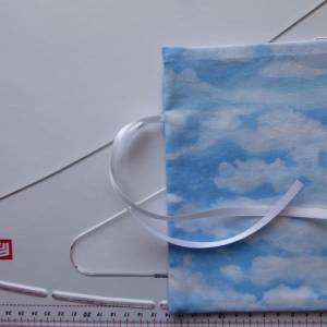 Geschenkverpackung aus Stoff Wolken Himmel blau weiß Stoffbeutel Geschenksäckchen Bild 8