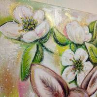 Secrets of spring forest - Gemälde mit Kirschblüten, Portrait und Reh auf Leinwand 50cmx50cmx3,7cm Bild 6