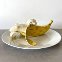 Bananenfrosch, schlafend - Frosch, Froschkönig, Frosch Skulptur, Banane, Bananenschale, witzige Skulptur Bild 7