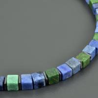 [Edelstein-Würfel-Kette mit Dumortierit und Prasem in blau und grün, Halskette mit Perlen, Collier Würfel-Schmuck Bild 1