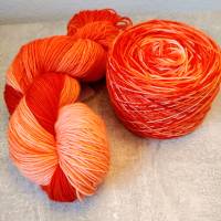 handgefärbte Sockenwolle, Sockenwolle 4-fach, Orange im Farbverlauf, Strang, #2310 Bild 3