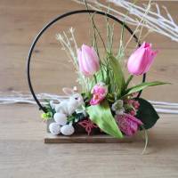 Tischdeko Tisch Loop Ostern rosa mit Tulpen Bild 1