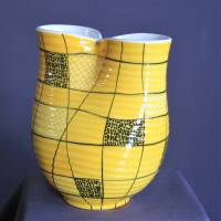 gelbe Vintage Vase mit 2 Öffnungen handbemalt Bild 2
