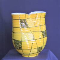 gelbe Vintage Vase mit 2 Öffnungen handbemalt Bild 9