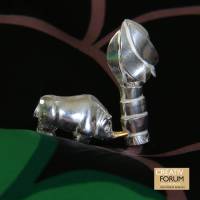 Brosche "Rhinozerus" 935er Silber mit goldenem Horn Bild 3