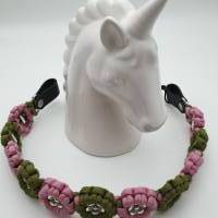 Stirnband / Stirnriemen für Pferde in breiter Blümchenoptik Rose / Moos mit silbernen Perlem Bild 4