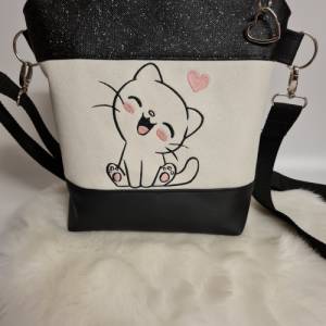 Kleine Handtasche Katze schwarz Umhängetasche mit Glitzer Tasche mit Anhänger Kunstleder Bild 3