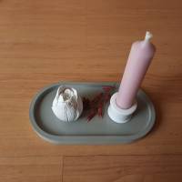 Tolles Deko-Tablett aus Beton mit Tulpe und schlichtem Kerzenhalter mit dip dye Kerze Bild 6