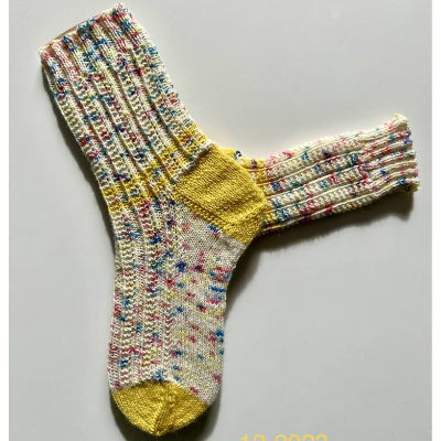 Handgestrickte Socken in Gr. 38/39