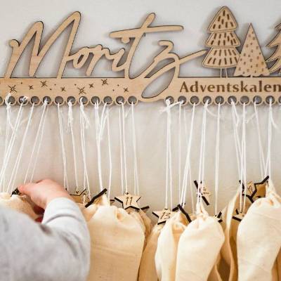 Personalisierter Adventskalender für Kinder aus Holz | Geschenk zur Adventszeit | Weihnachten
