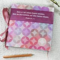 personalisiertes Gästebuch zur Kommunion mit mit Kreisen und Fischen in Fuchsia Beere Pink Gästefragen Fragebogen Fragen Bild 2
