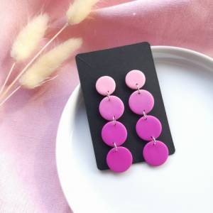 lange pinke Ohrringe, bunte Polymer Clay Ohrringe mit Ombre Farbverlauf, rosa Ohrringe aus Kreisen Bild 2