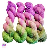 Handgefärbte Sockenwolle Trekking 4fach, Farbe: Hyacinthe Bild 1