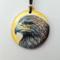 Krafttier-Amulett Adler, handbemalter Anhänger, handgemalter Adler auf Holzmedaillon Bild 2