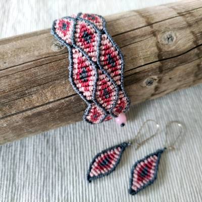 Makramee Armband mit passendem Ohrschmuck
