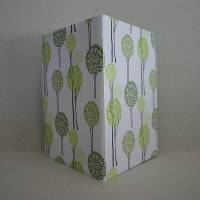 Notizheftchen Wald mit modernen, stilisierten Bäumen, DIN A6 blanko, Umschlag gefaltet Bild 1