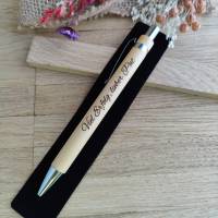 Kugelschreiber personalisiert aus Bambus mit individueller Gravur schwarz Kuli Stift Holz Gastgeschenk Geschenk Gift Bild 8