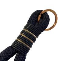 Schlüsselanhänger handgefertigt der Marke AlsterStruppi in dunkelblau, rosegold, blaues Leder, personalisiert möglich Bild 2