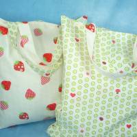 Einkaufsbeutel zum Wenden mit Erdbeeren und kleinen Blüten | Einkaufstasche | Stofftasche | Tragetasche | Marktbeutel Bild 6
