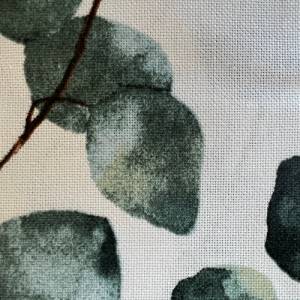 Dekostoff Emma Leinenoptik bedruckt, Eukalyptus auf cremeweiß Bild 6