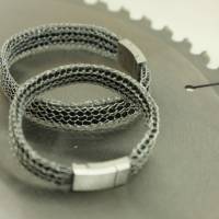 Leder und Edelstahl - Unisex Armbänder in grau und schwarz für Sie und Ihn Bild 1