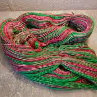 Streifen bildende handgefärbte Sockenwolle, Sockenwolle 4-fach, Pink, Grün, 1 Strang, #2315b Bild 5