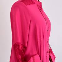 Festliche Damen Bluse im besonderen Stil aus Pinke Spitzen Bild 2