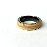#147 Gr. 58 Bentwood Ring Olive Edelstahl Holz Bild 1