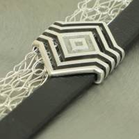Leder, Silberdraht und Silberspacer - ein breites Armband mit dem besonderen Charme Bild 3