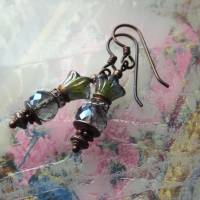 Ohrringe Wasserlilie Art Déco mit böhmischen Glasperlen - hypoallergene Niob Ohrhänger Bild 3