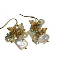 Ohrringe Perlen Keshi mit Traube aus Edelsteinmix handmade Brautschmuck pastell cluster Bild 2