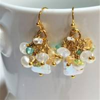 Ohrringe Perlen Keshi mit Traube aus Edelsteinmix handmade Brautschmuck pastell cluster Bild 5
