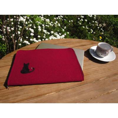 Laptoptasche Notebooktasche Filz, gefilztes Katzenmotiv, Rundumreißverschluss, Innenfutter Katze im Kino. Handmade