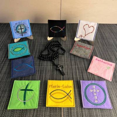 Rosenkranztasche aus Filz, verschiedene Designs, Kommunion, Rosenkranz