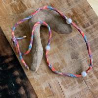 Topmodische Halskette mit echten Süßwasserperlen auf einem elastischen Band aufgefädelt Bild 3