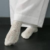 Anleitung: Junimond - Socken stricken mit schönem Lacemuster Bild 1