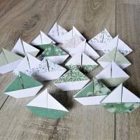 20 Origami Segelboote, Tischdeko, Taufe, Hochzeit, Papierboot, Schiffe, Boote, Papierdeko maritim, grün floral Bild 1