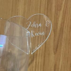 Acryl Platzkarten Glas, Motiv Herz, Gastsitze, personalisierte Hochzeitsgeschenke, Acryl Namen Glas Bild 1