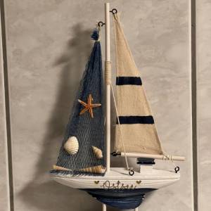 Maritimer Segelboot Holz in weiß blau, inklusive Wunschgravur, personalisiert, Boot mit Gravur, Deko Bad, Dekoration Hol Bild 7